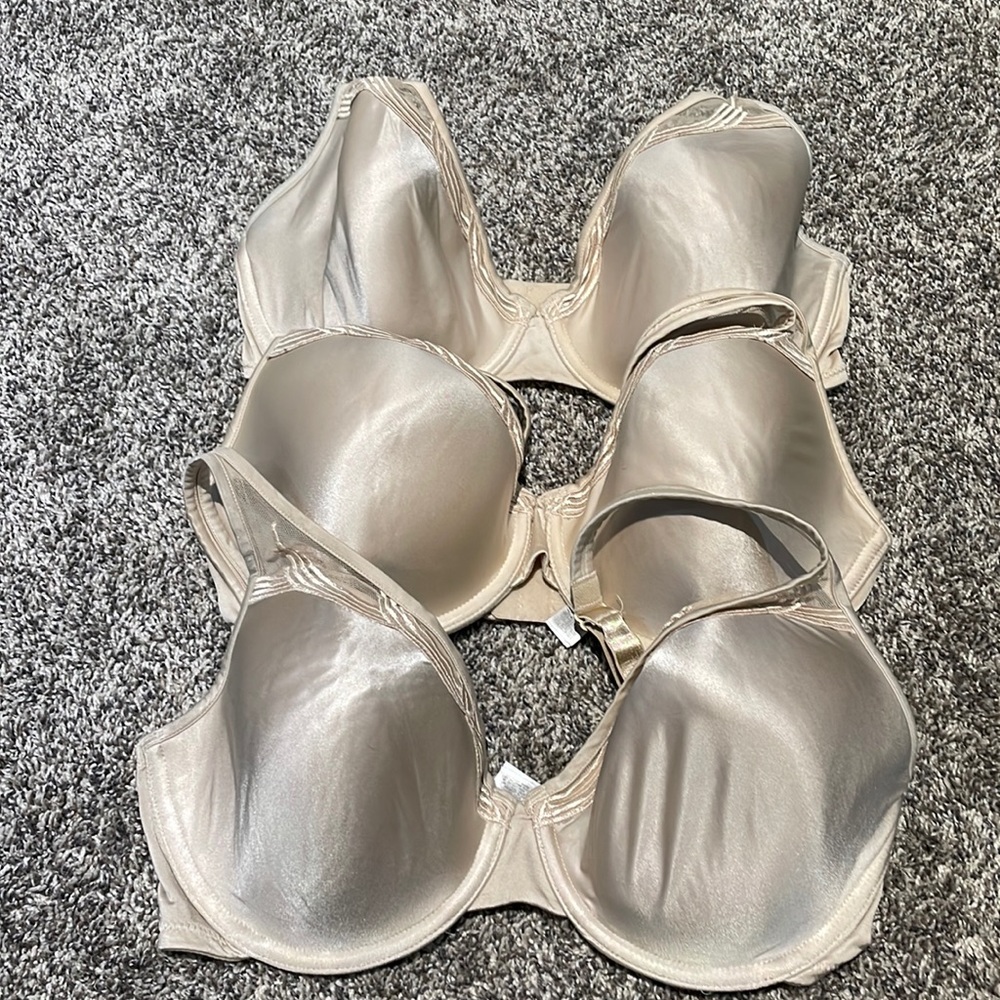 3 Wacoal Bras 34DDD